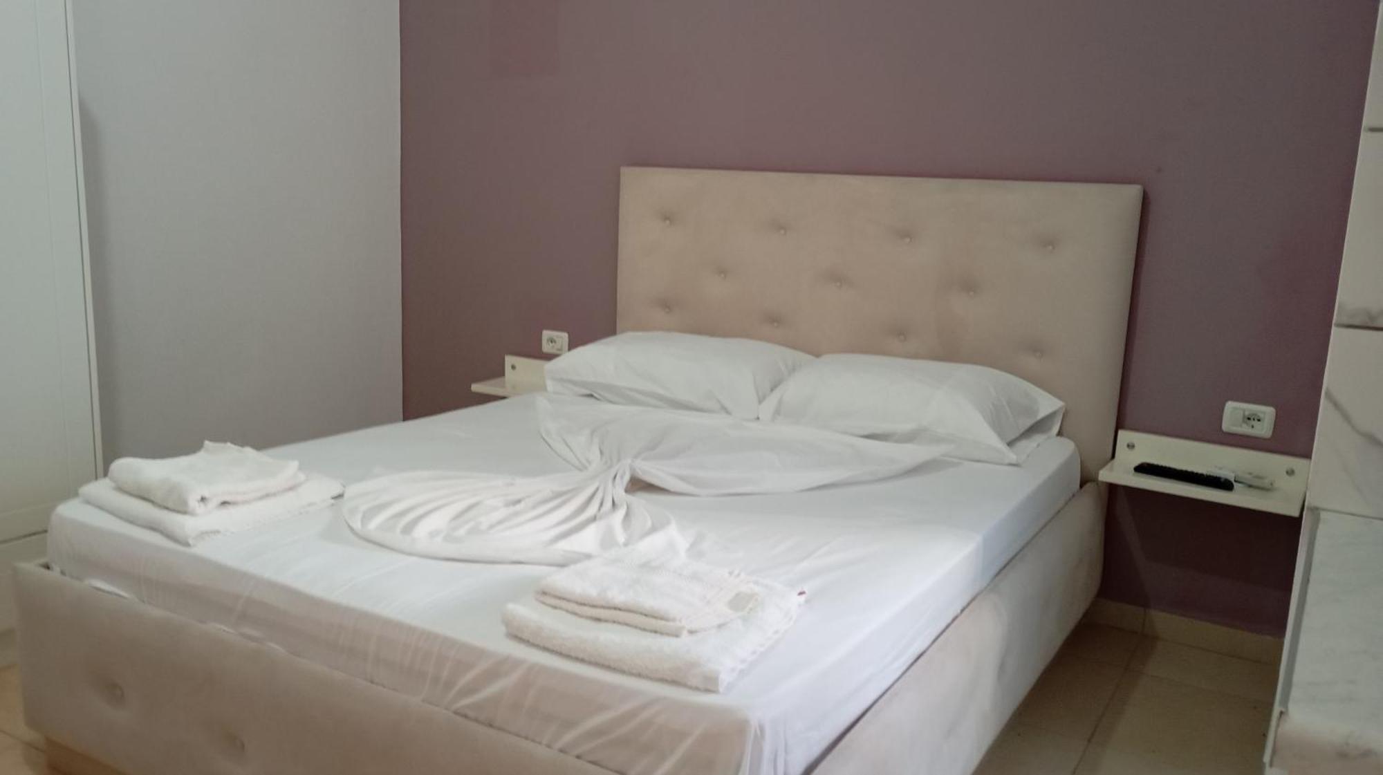 Vila Shabani * Sarande